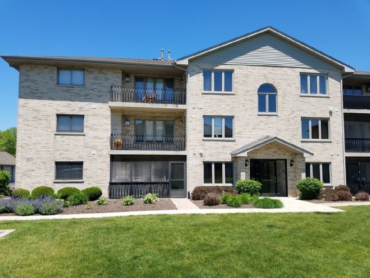 Condominiums Sold Chestnut Cove Tinley Park Illinois, 6680 183rd