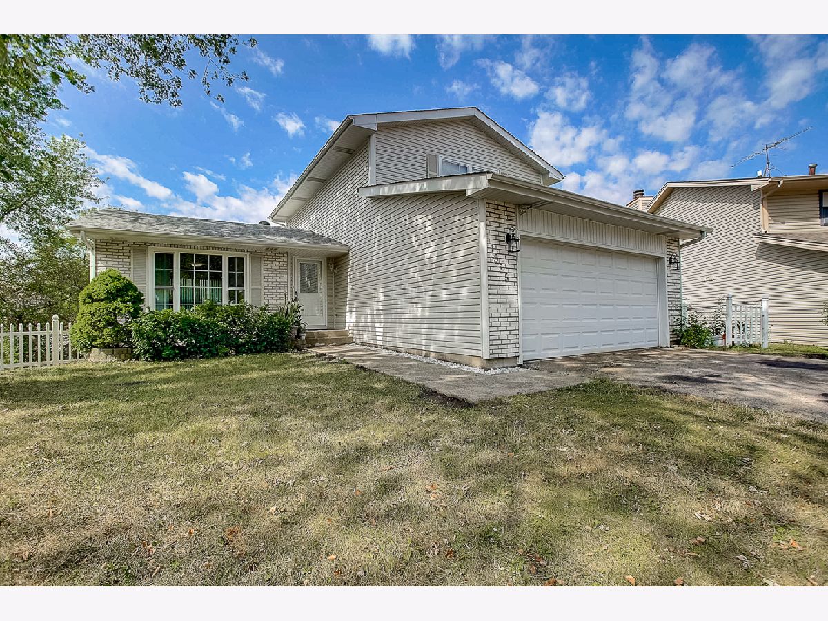 Homes Sold Moon Lake Trails Hoffman Estates Illinois, 1585 Brookside