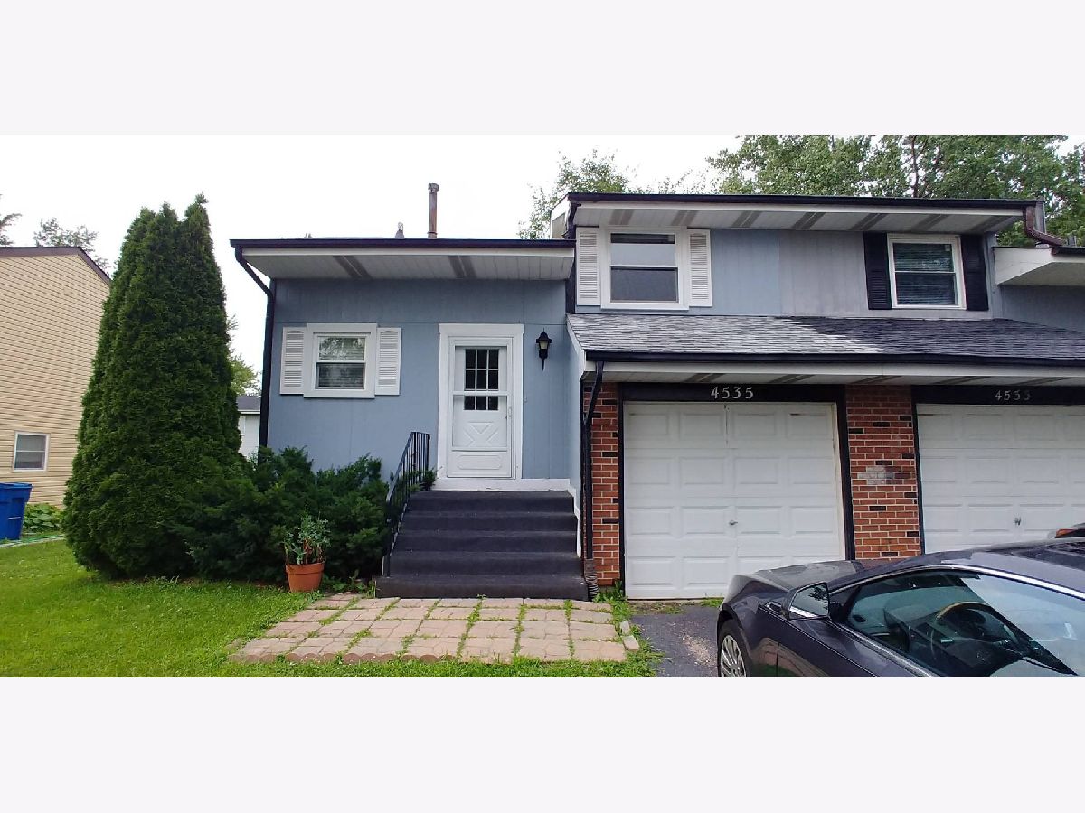 Townhomes & Homes Rented The Groves Hanover Park Illinois, 4535 Jefferson