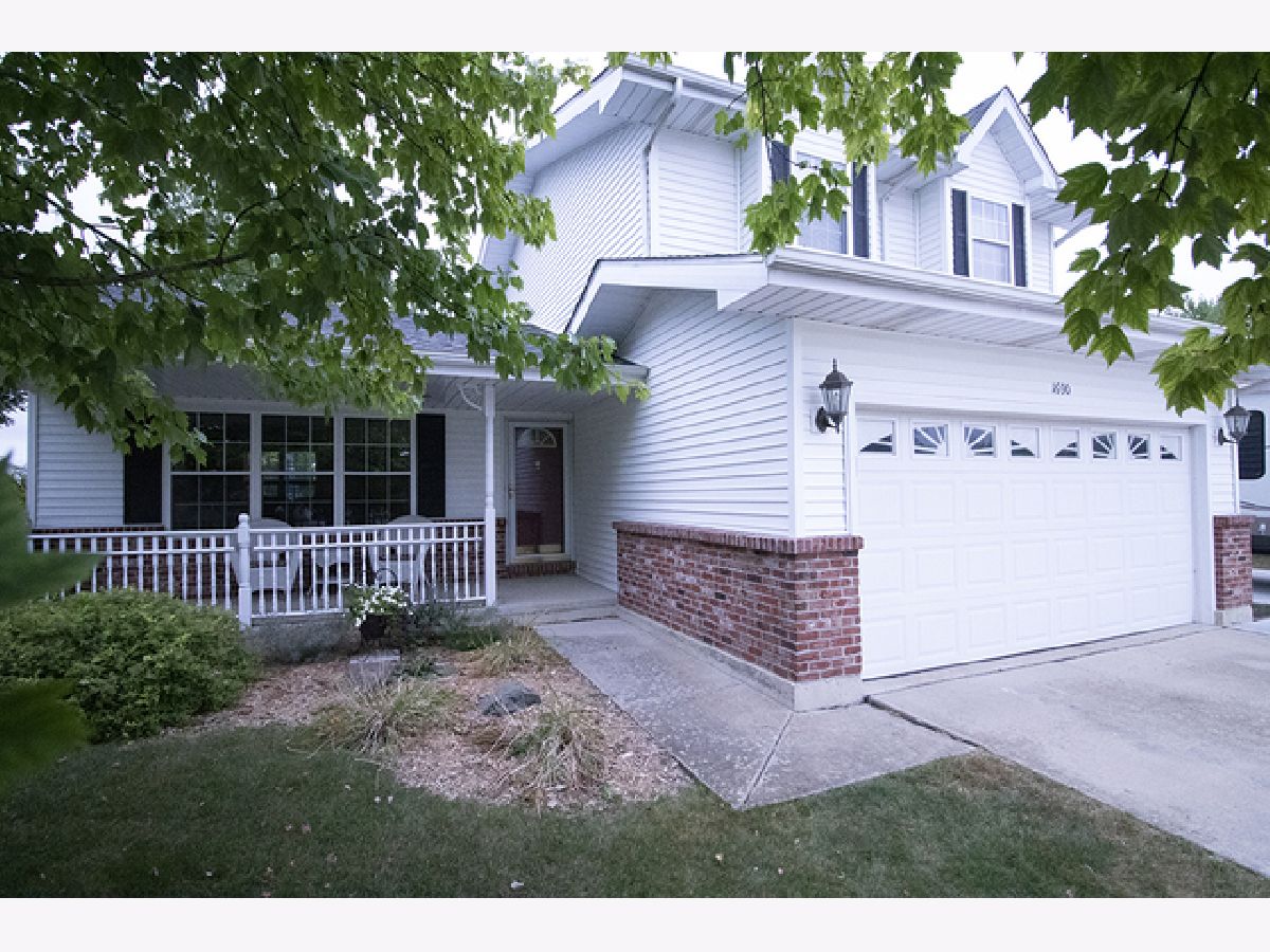 Homes & Condos & Townhomes Sold Bristol Pointe Morris Illinois, 1690 Edgewater