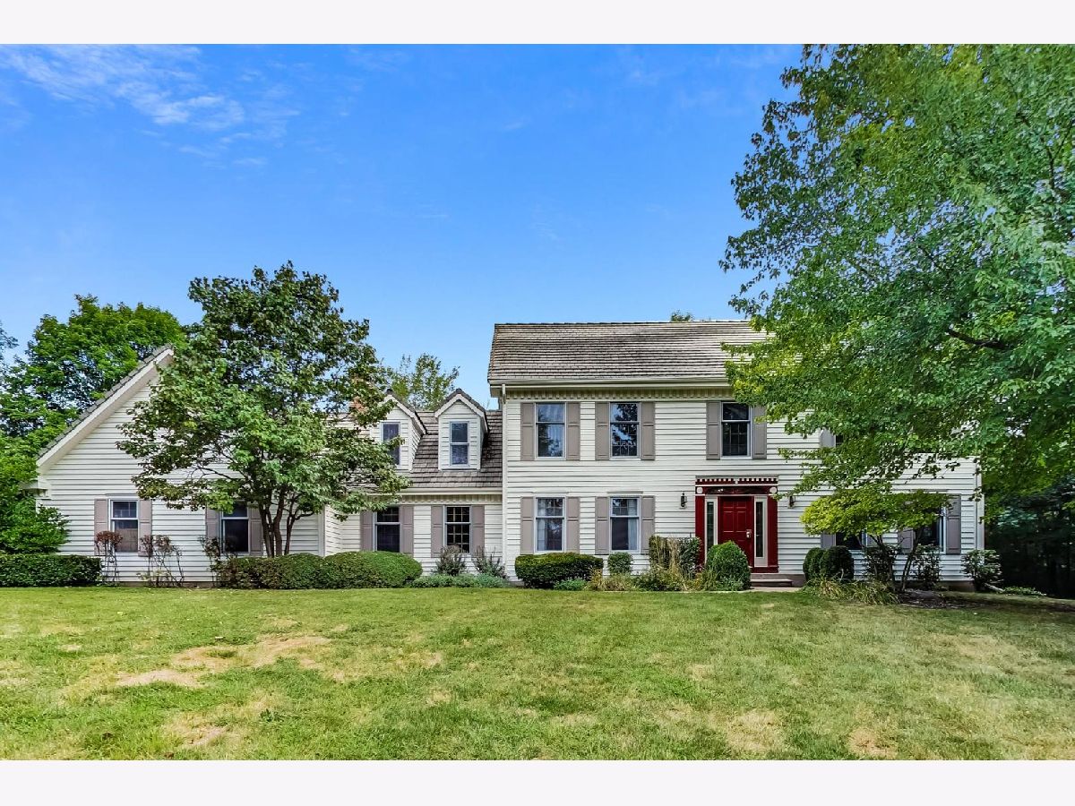 Homes Sold Meadow Woods Libertyville Illinois, 1540 Thorneberry