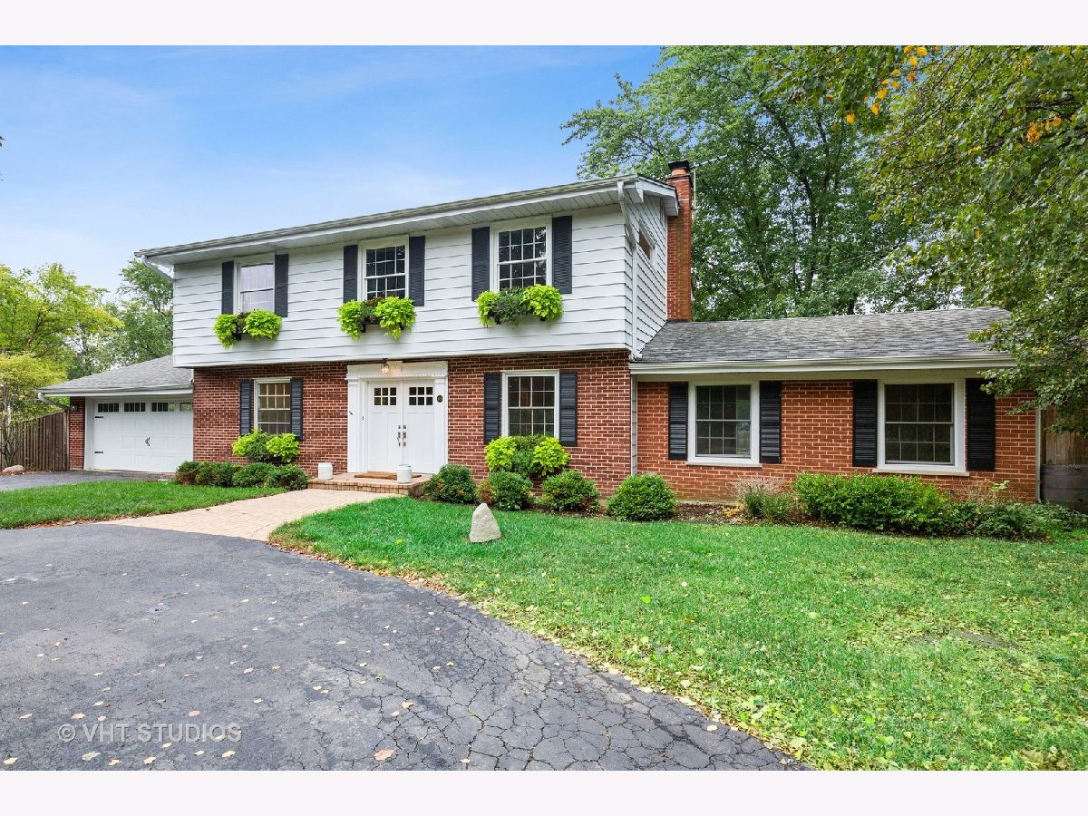 Condos & Townhomes & Homes Sold Barrington East Barrington Illinois, 145 Foxwood