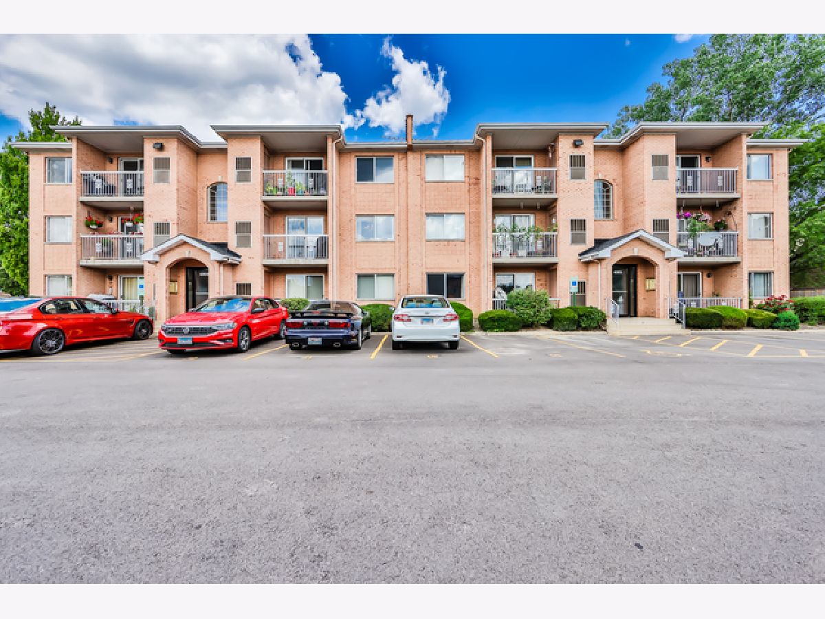 Condominiums Sold Quinlan Place Glenview Illinois, 4203 Quinlan