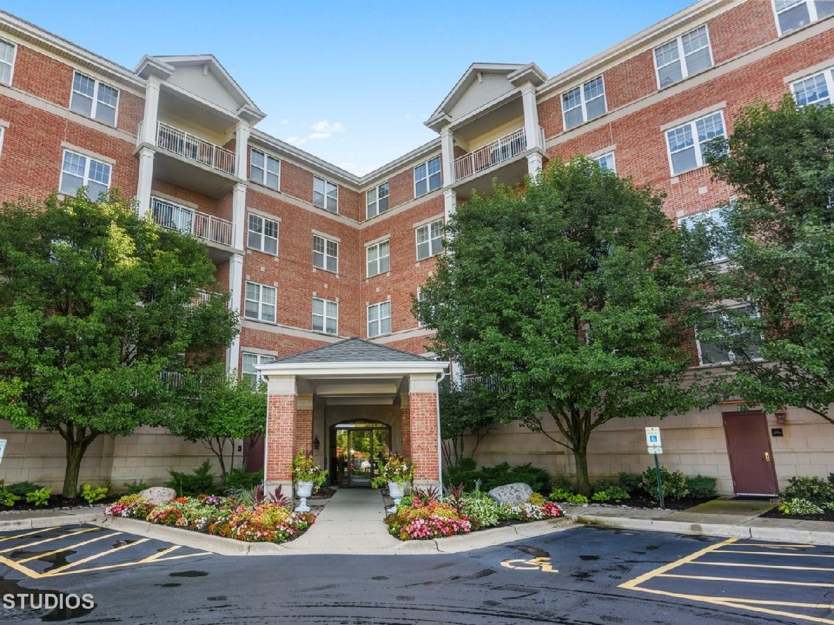 Condominiums Rented Northbrook Pointe Northbrook Illinois, 101 Pointe