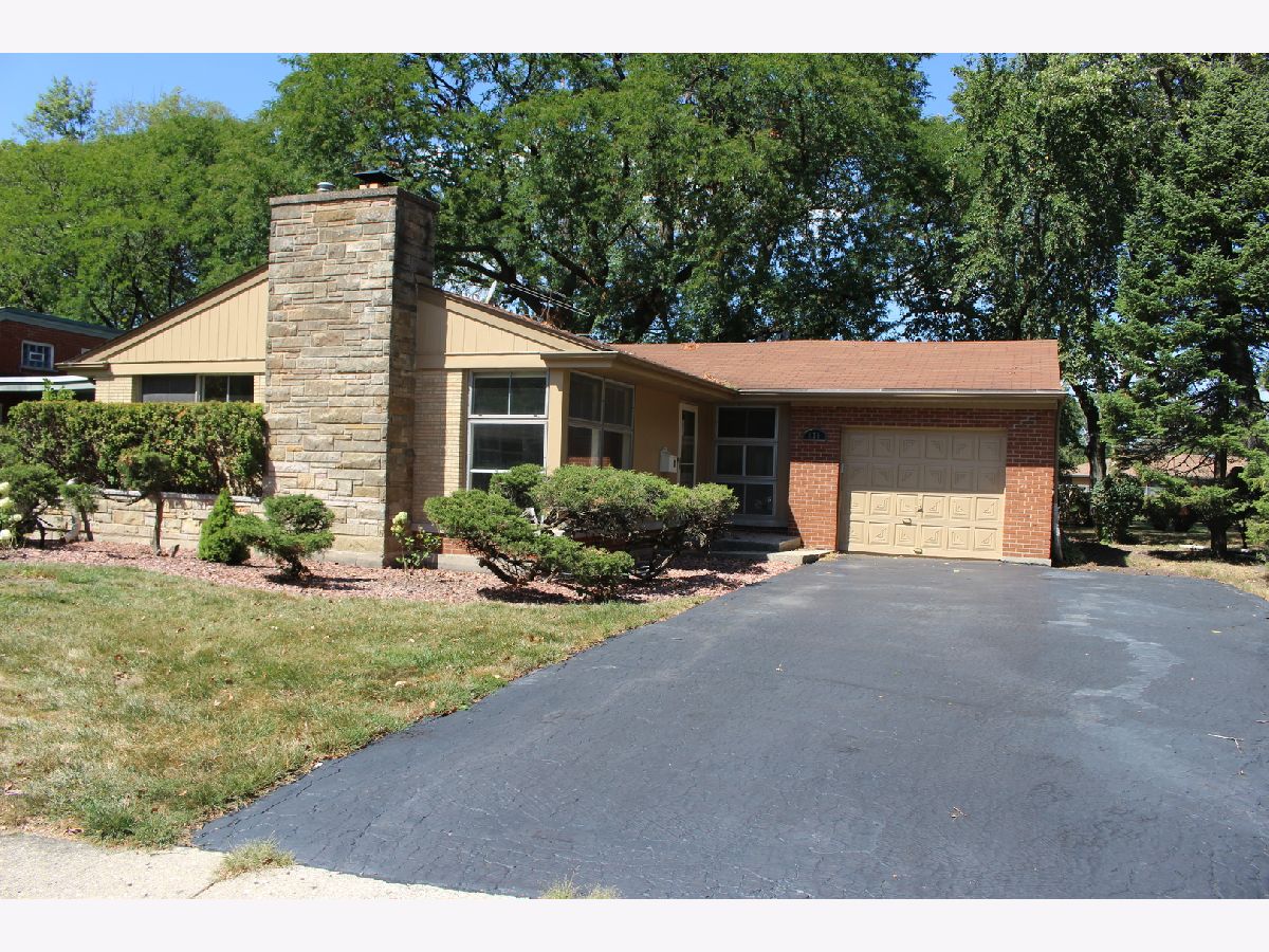 Homes Rented Brynhaven Elmhurst Illinois, 415 Atwater
