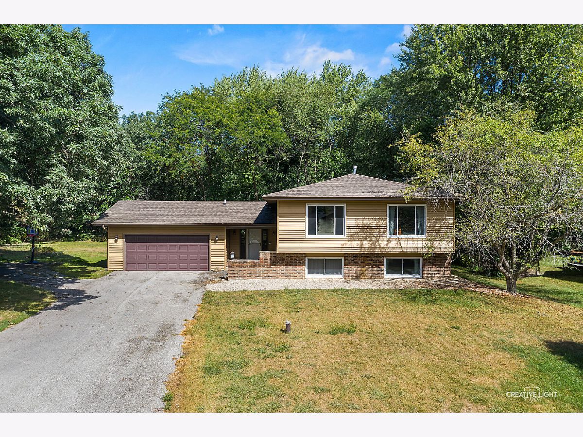 Homes Sold Oakcrest Sugar Grove Illinois, 43W371 Thornapple Tree