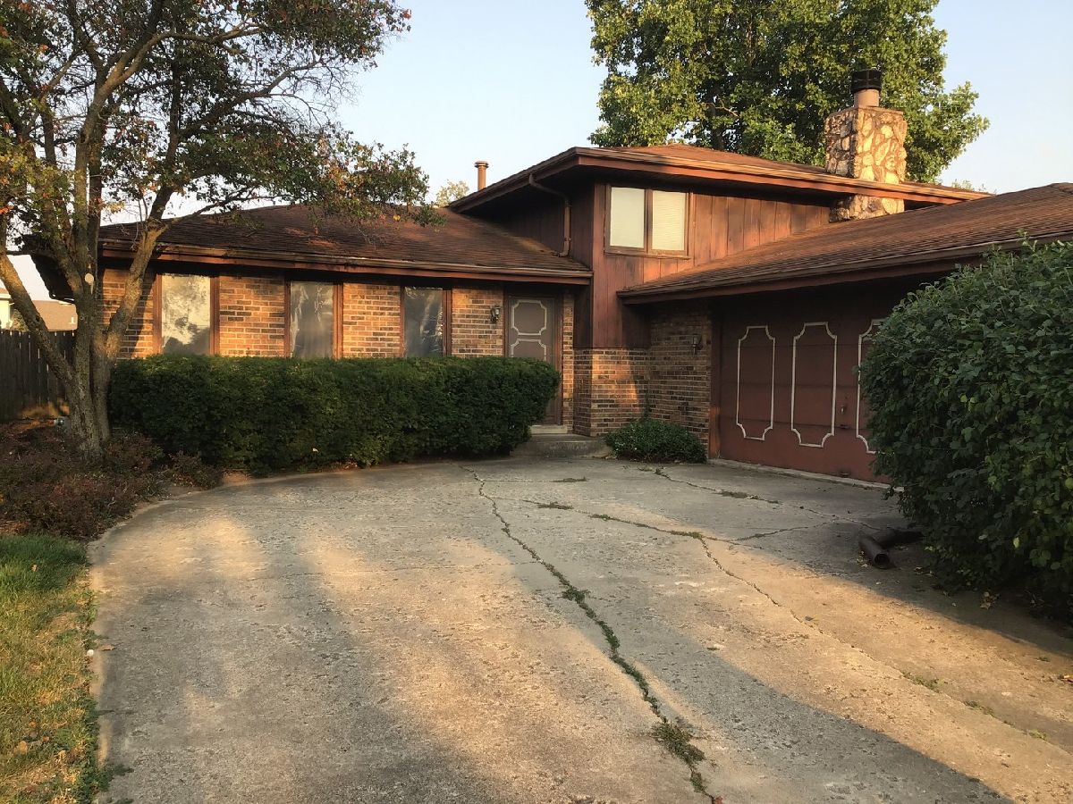 Homes Sold Palos Meadows Palos Hills Illinois, 10717 Palos