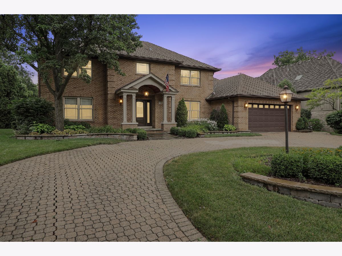 Homes Sold Burr Oaks Glen North Burr Ridge Illinois, 7633 Woodland