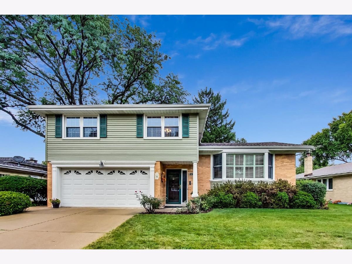 Homes Sold Stoltzner Arlington Heights Illinois, 817 Drury