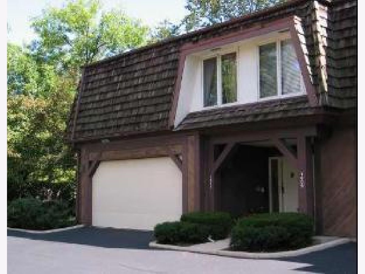 Townhomes Rented Big Oak Glenview Illinois, 1611 Winnetka
