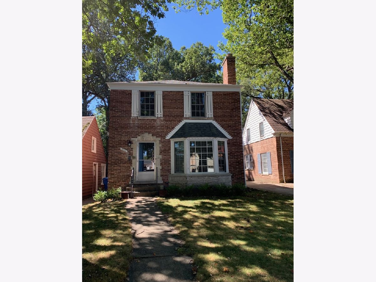 Homes & Condominiums Rented Edgebrook Chicago Illinois, 6760 Ionia