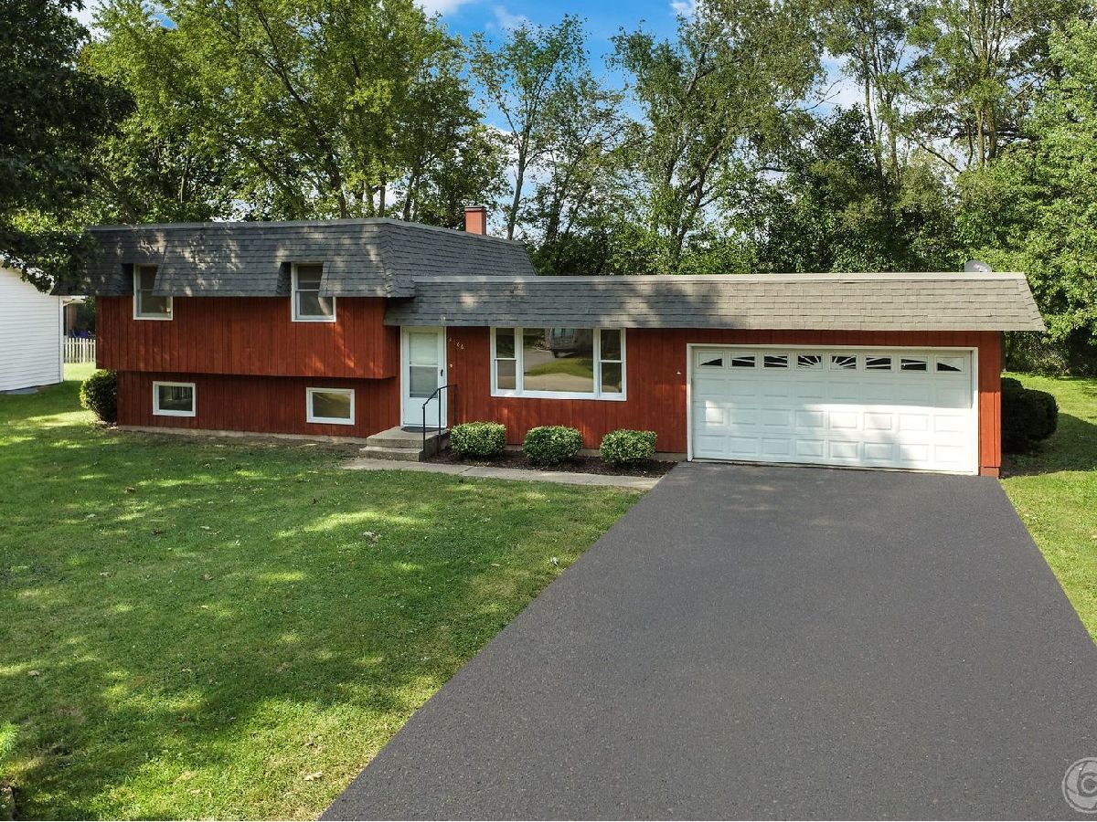 Homes Sold Hillview Richmond Illinois, 5306 Nippersink