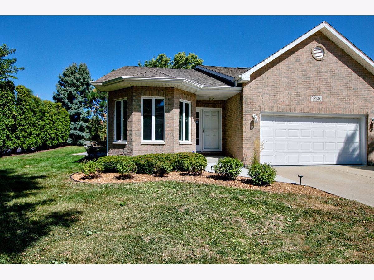 Townhomes Sold Heron View Plainfield Illinois, 23240 Chipper