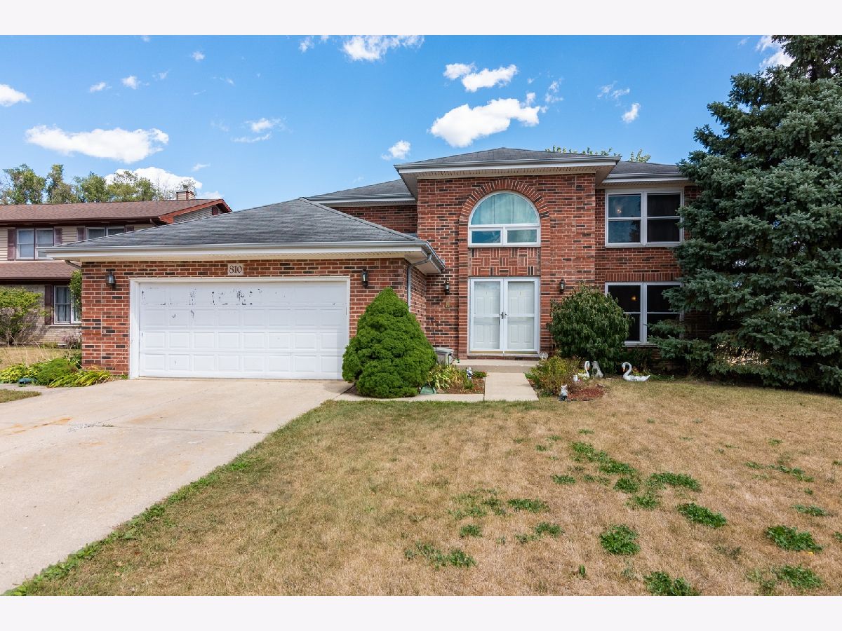 Homes Sold Edgewood Estates Bartlett Illinois, 810 Kent