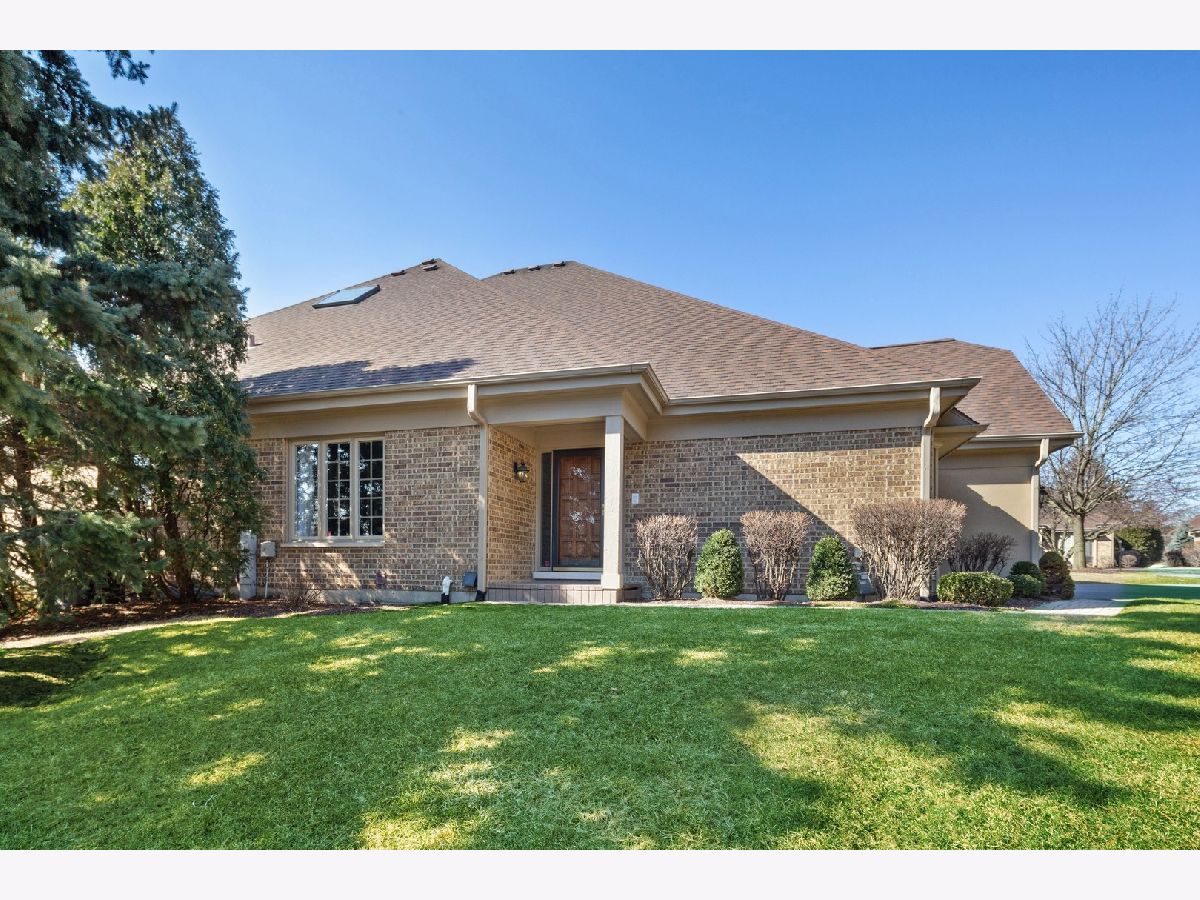 Townhomes Sold Pine Tree Burr Ridge Illinois, 63 Pine Tree