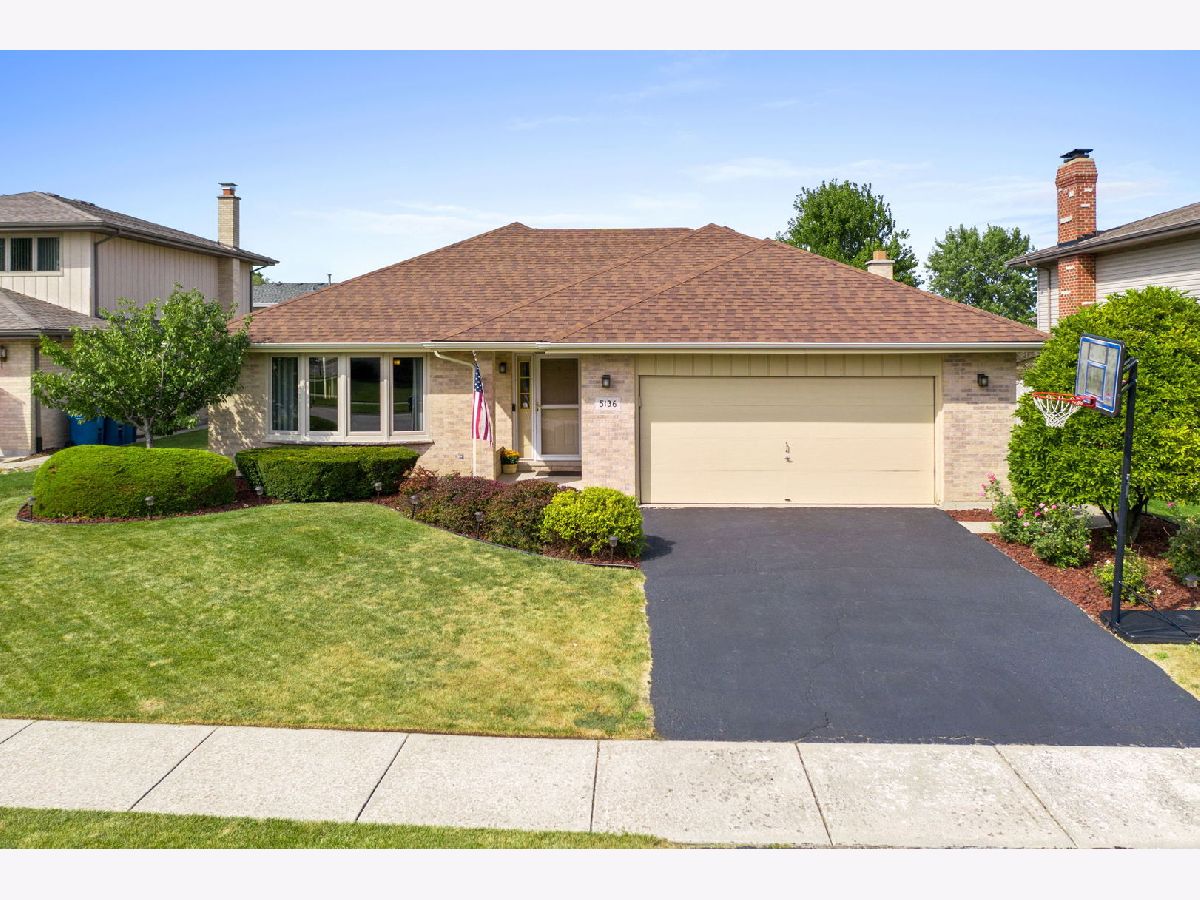 Homes & Condos & Townhomes Sold Crestwood Estates Crestwood Illinois, 5136 133rd
