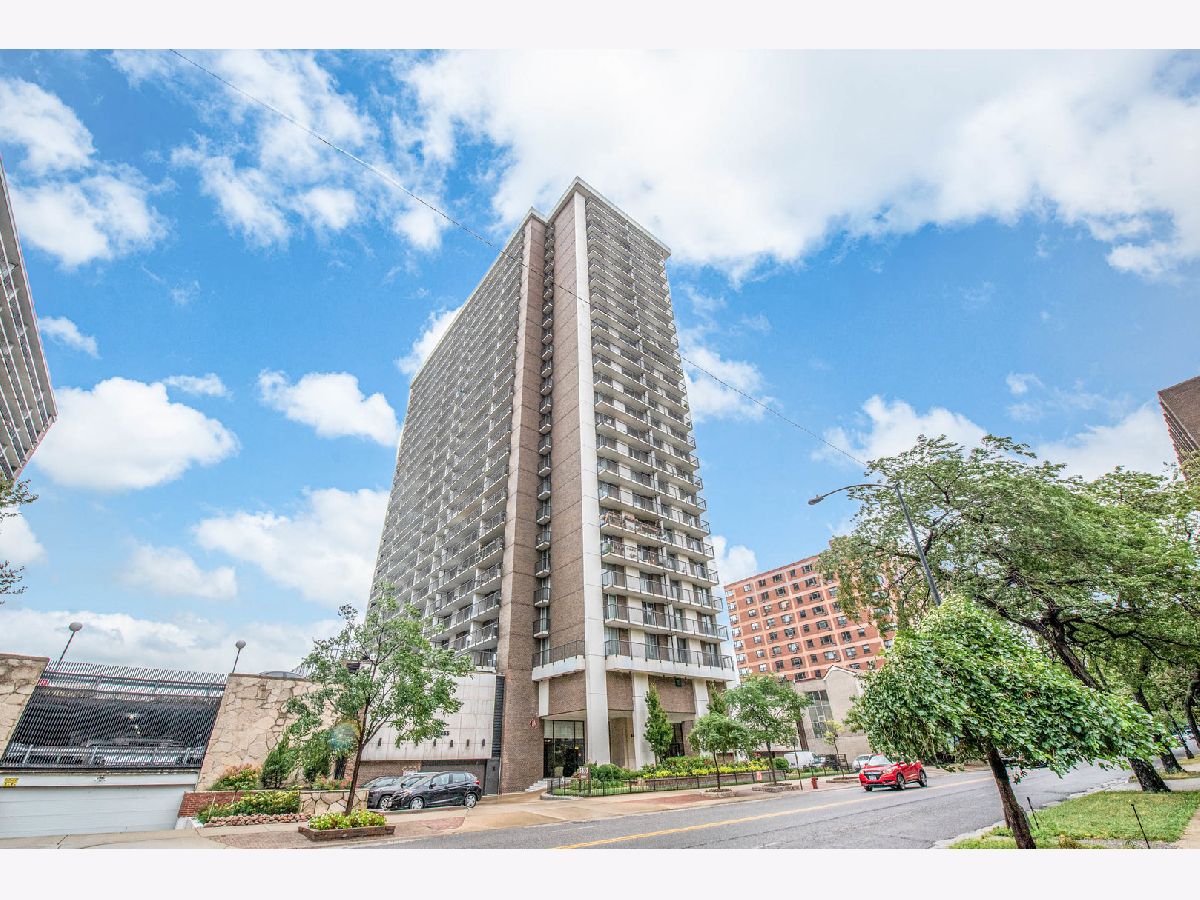 Condominiums Sold Thorndale Beach South Chicago Illinois, 5855 Sheridan