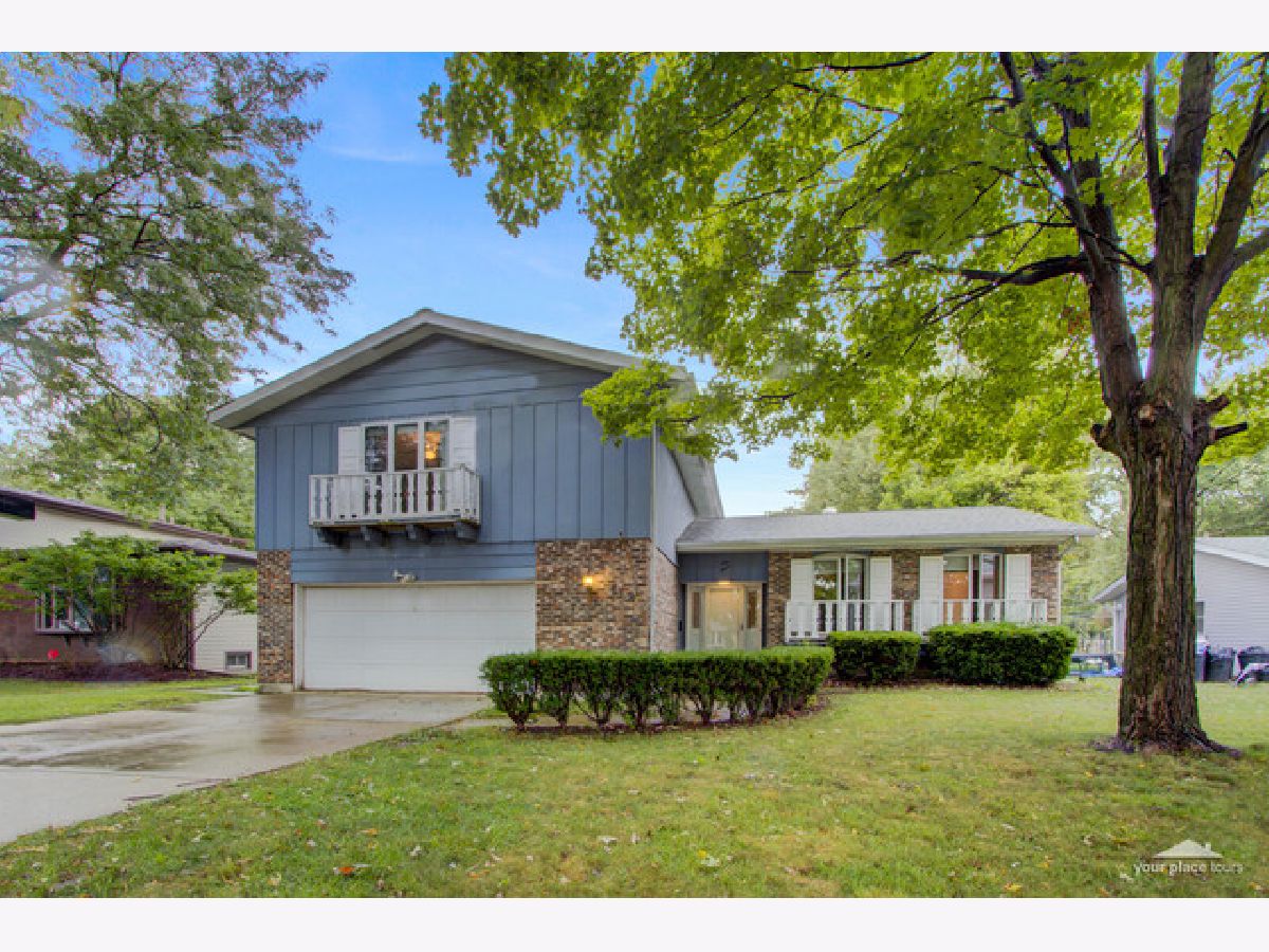 Homes & Condos & Townhomes Sold Brookside Manor Oswego Illinois
