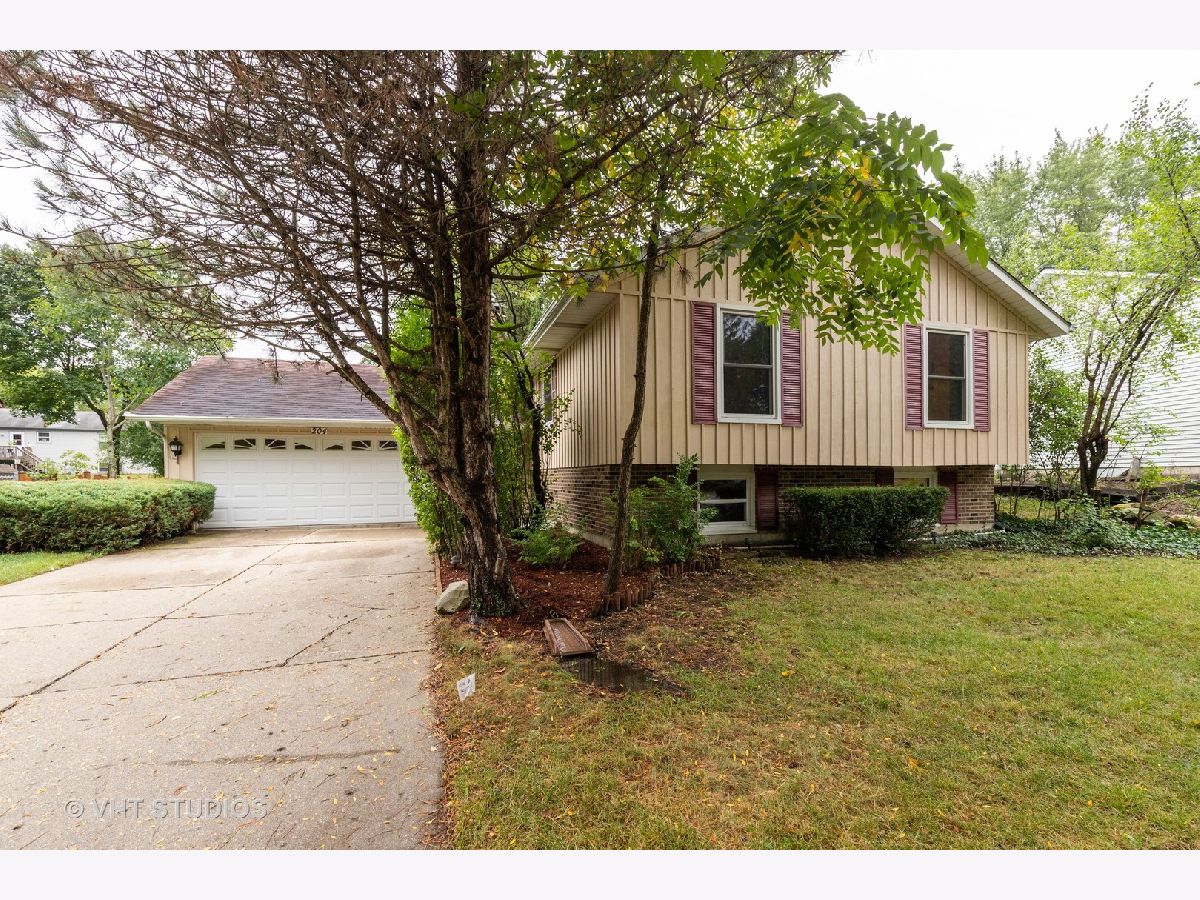 Homes & Condos & Townhomes Sold Country Club Estates Vernon Hills Illinois, 204 Deerpath