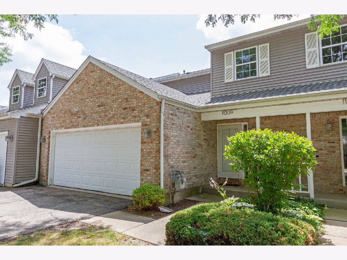 Townhomes Sold Carriage Homes Of Huntley Huntley Illinois, 11309 Timer