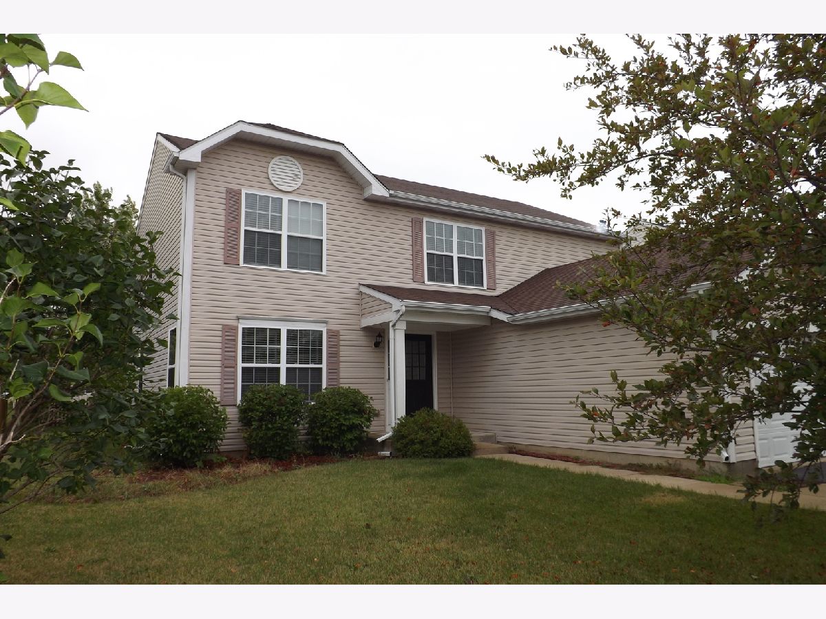 Homes & Condos & Townhomes Sold Meadows At Countrybrook Harvard Illinois, 527 Meadow
