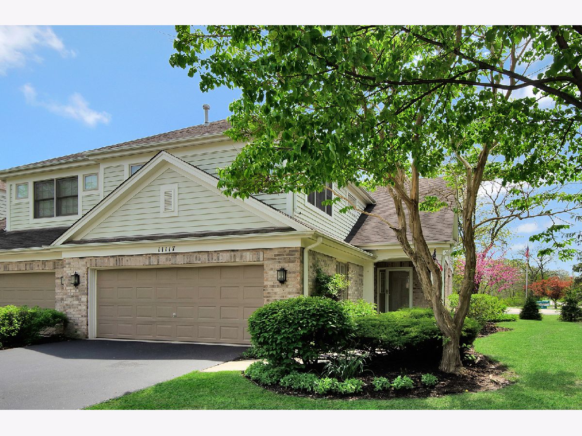 Townhomes Rented Fairway Club La Grange Illinois, 11117 Vista