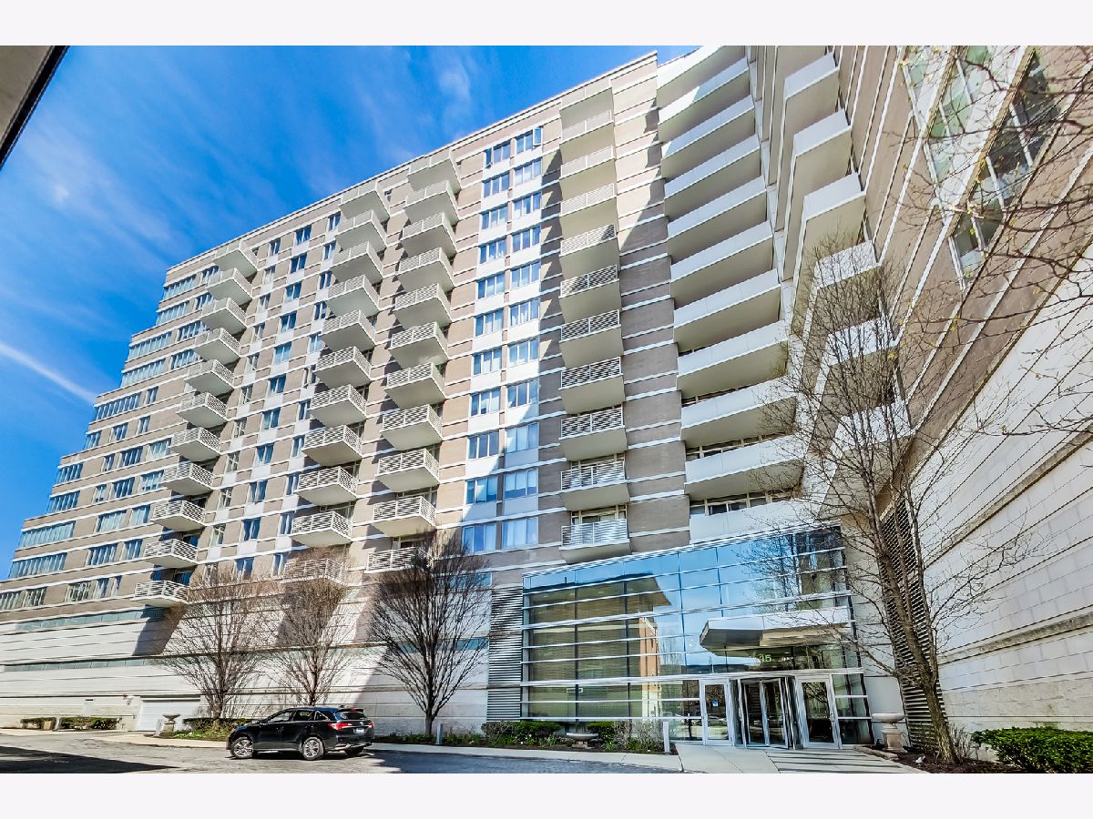 Townhomes & Condos Rented Prairie House Chicago Illinois, 1515 Prairie