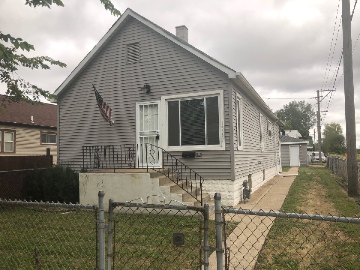 Rented Chicago Illinois, 13537 Avenue L