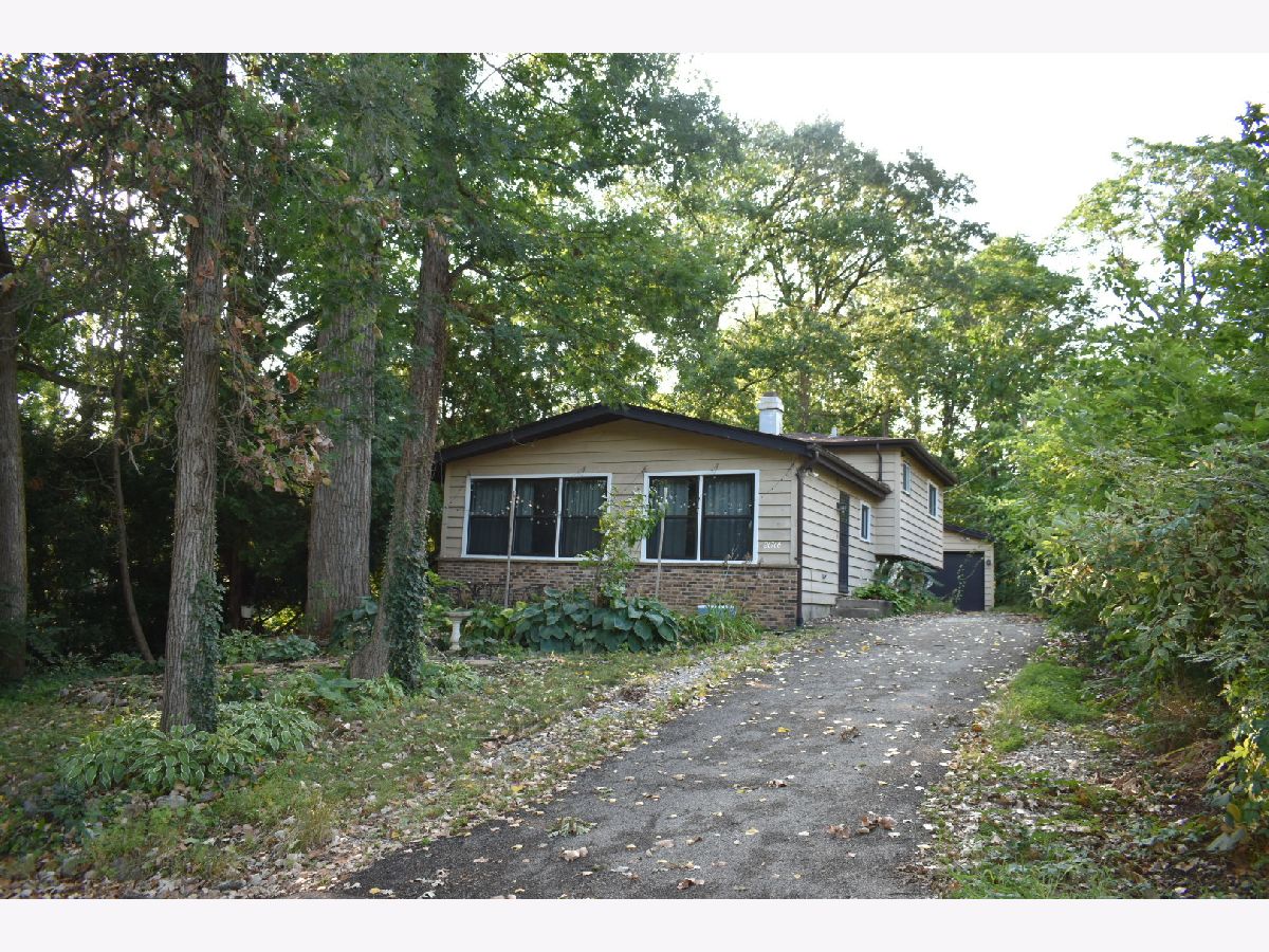 Homes Rented West Shore Park Mundelein Illinois, 26760 Circle
