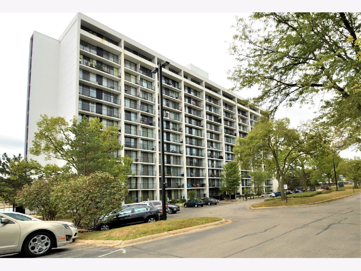 Condominiums Rented Cove Landing Lombard Illinois, 2015 Finley