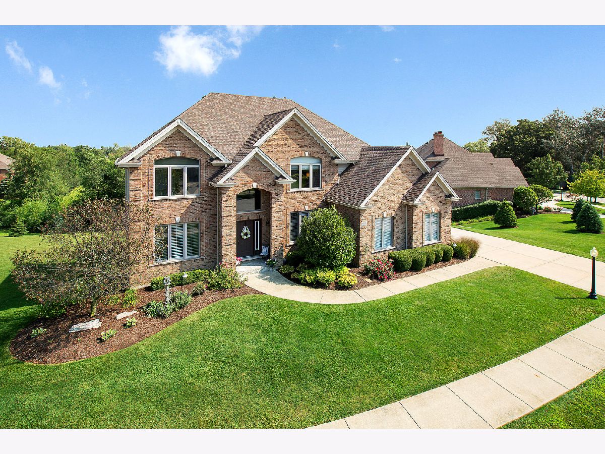 Homes & Townhomes Sold Kensington Estates Lemont Illinois, 13671 Cambridge