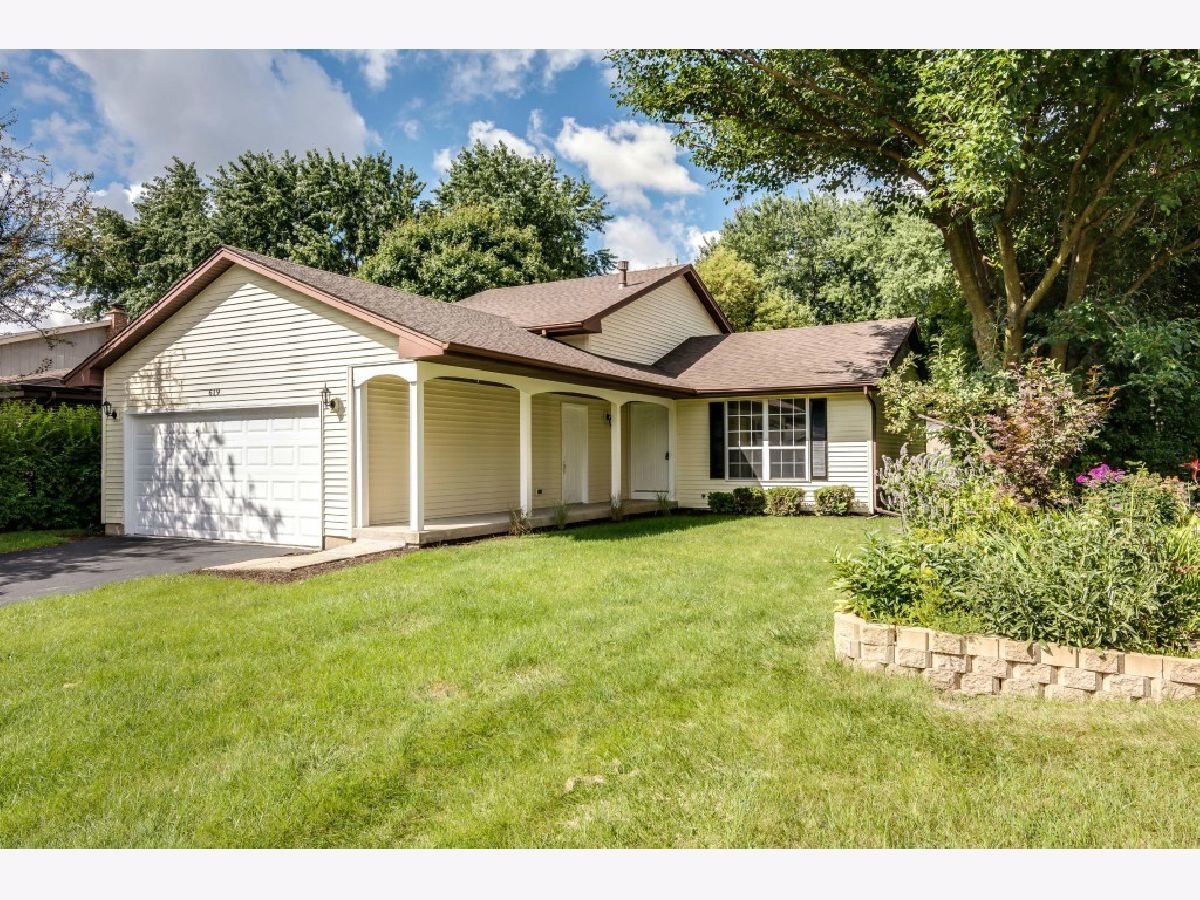 Homes Rented Miledge Farm Naperville Illinois, 619 Morningside