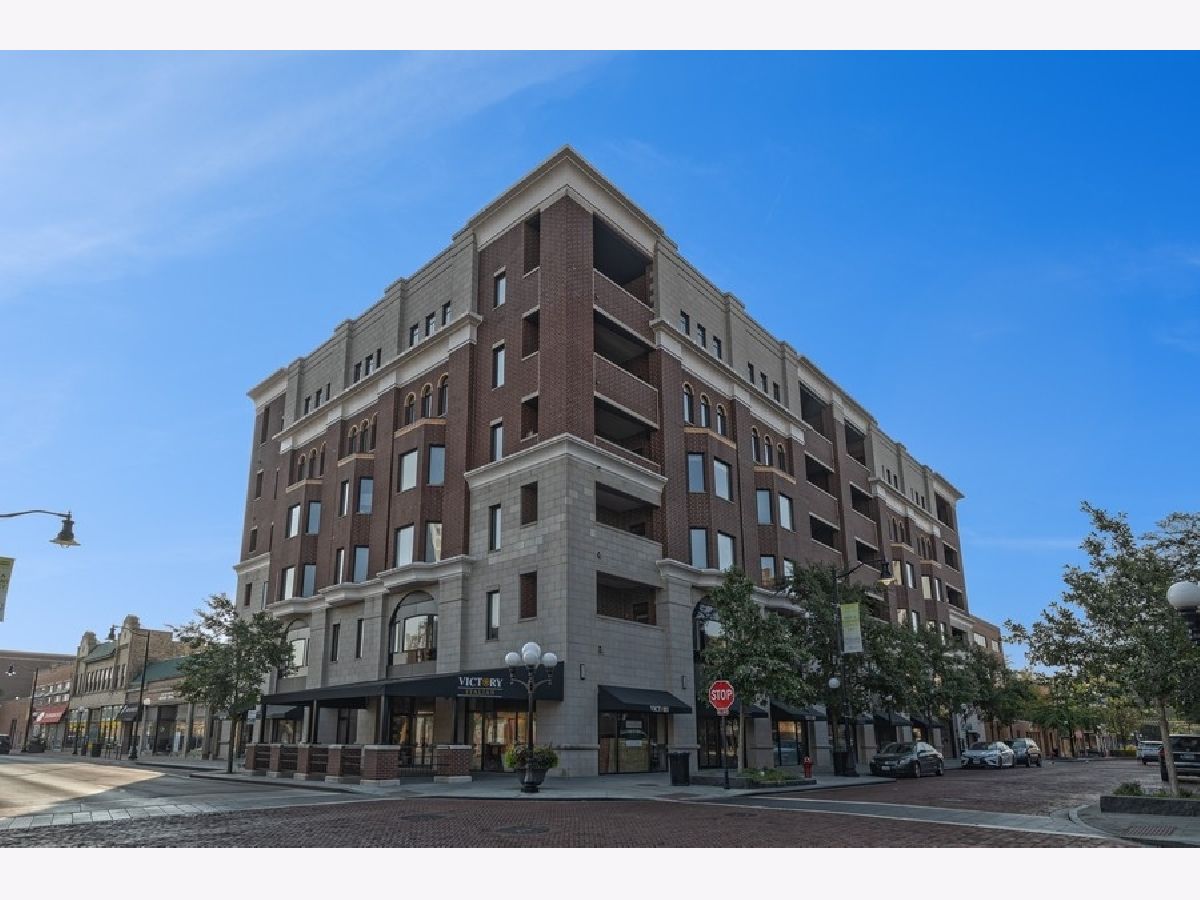 Condominiums Sold The Opera Club Oak Park Illinois, 110 Marion