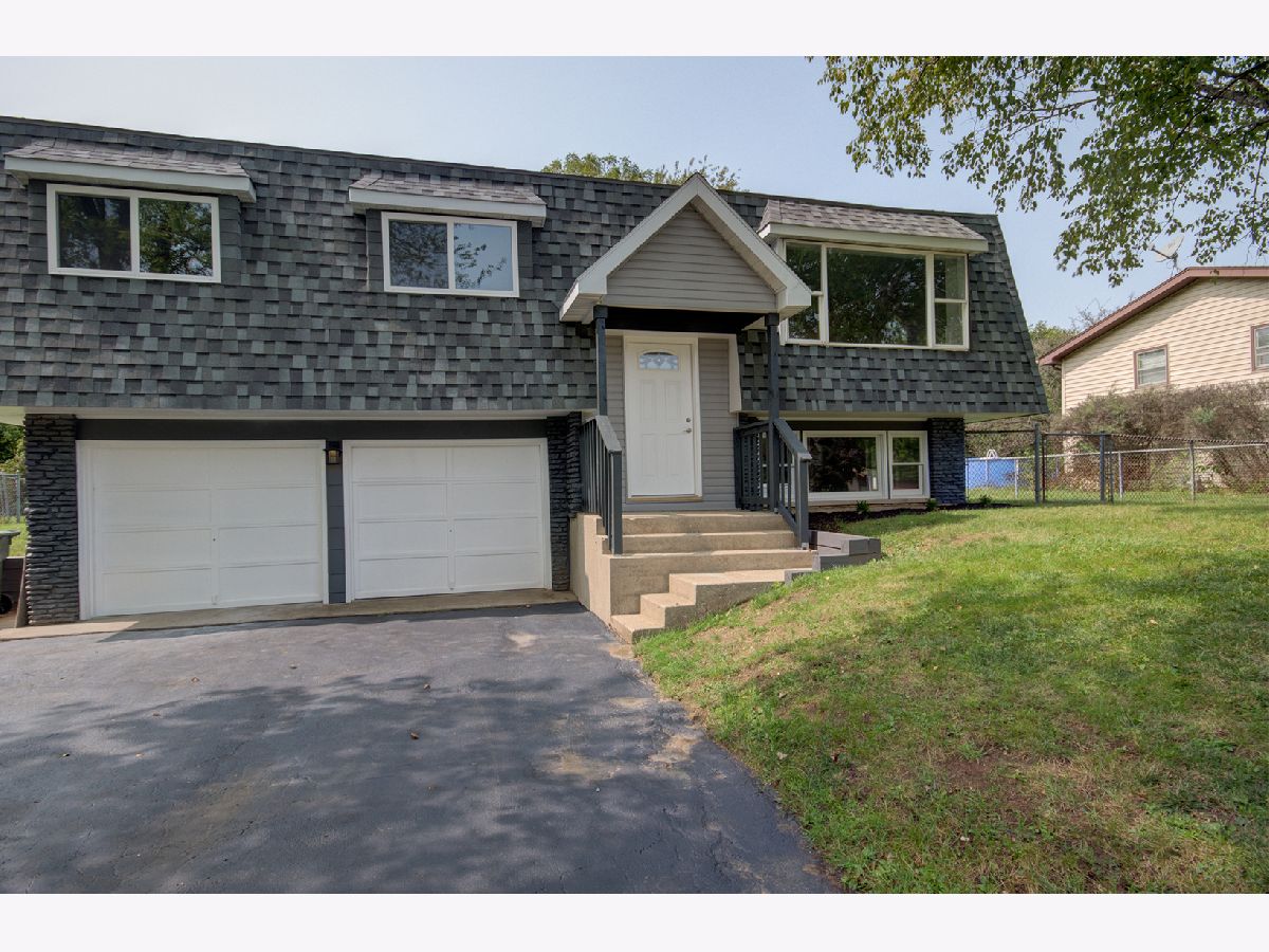 Homes Sold Rolling Acres Channahon Illinois, 24254 Burr