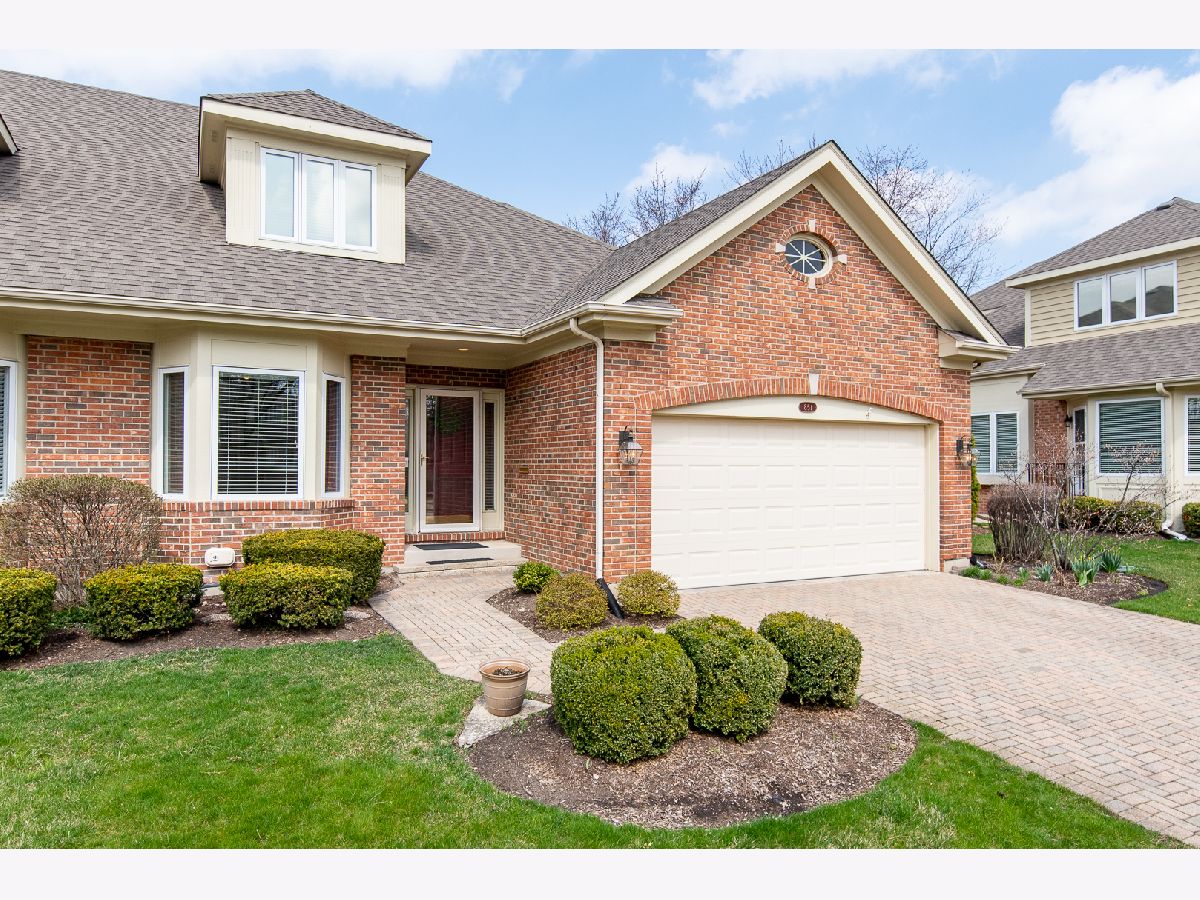 Townhomes & Homes Sold Pinegrove Of Wheaton Wheaton Illinois, 851 Pinegrove