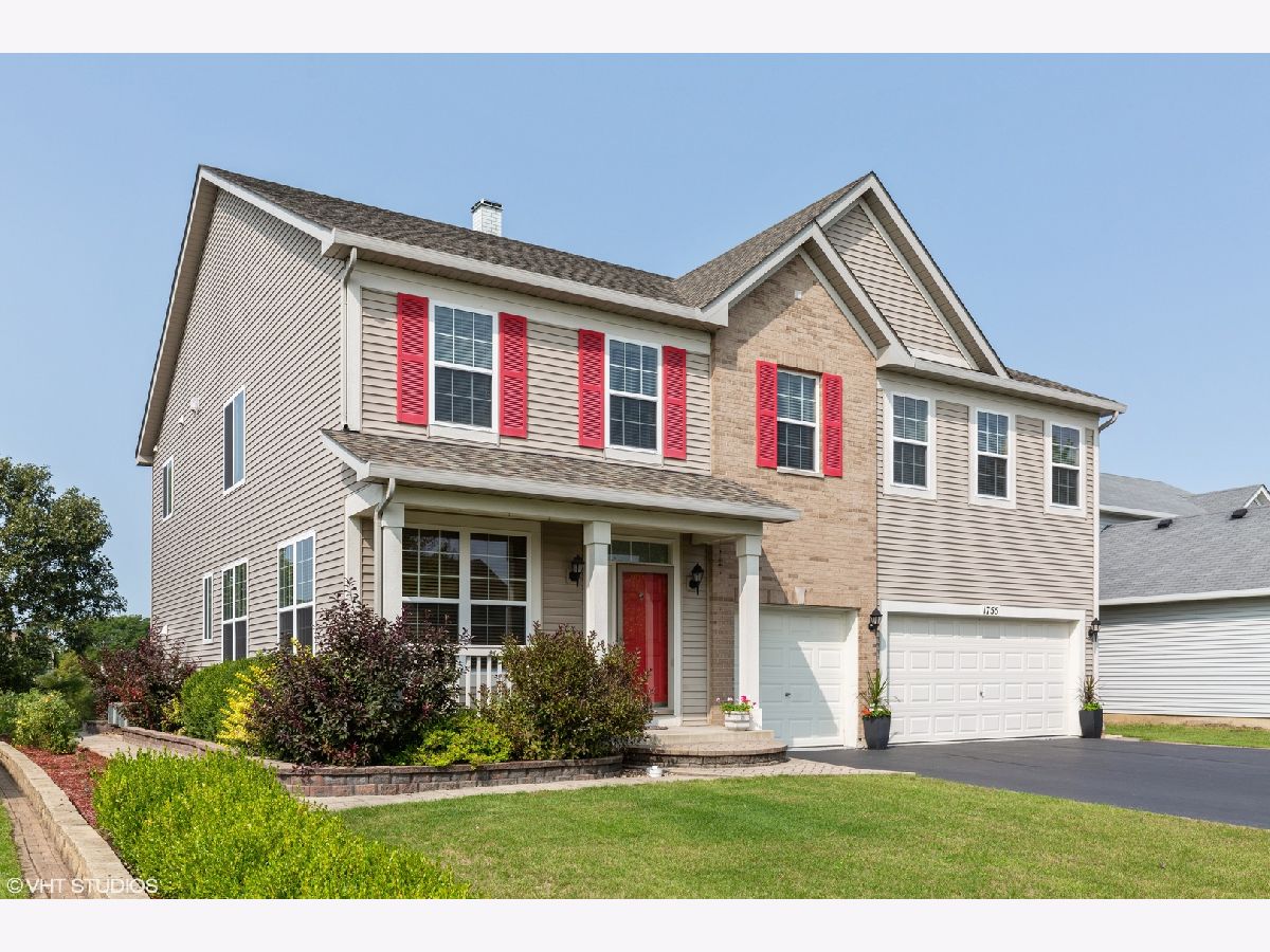 Homes Sold Lakewood Mills Bartlett Illinois, 1755 Ariana