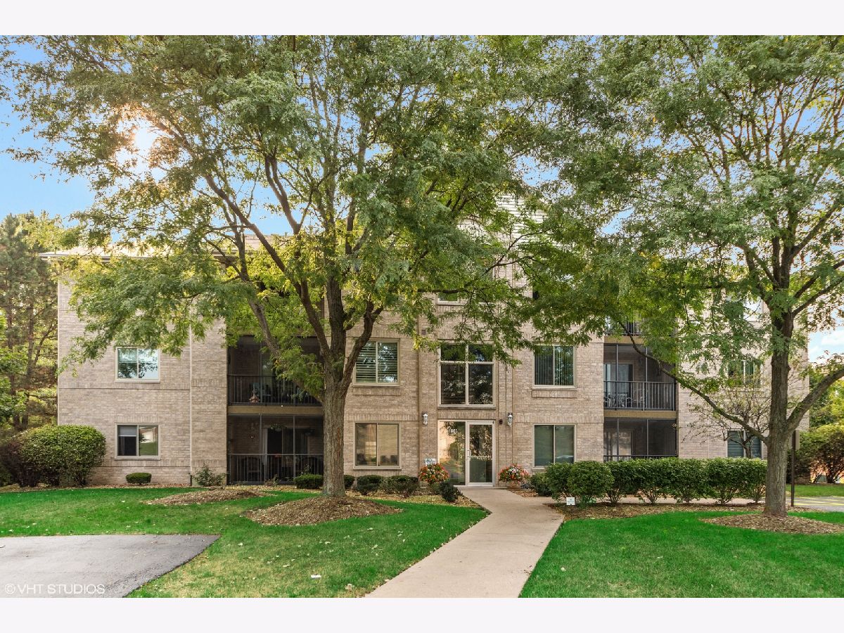 Condominiums Sold Ridgepoint Oak Forest Illinois, 6850 Ridge Point