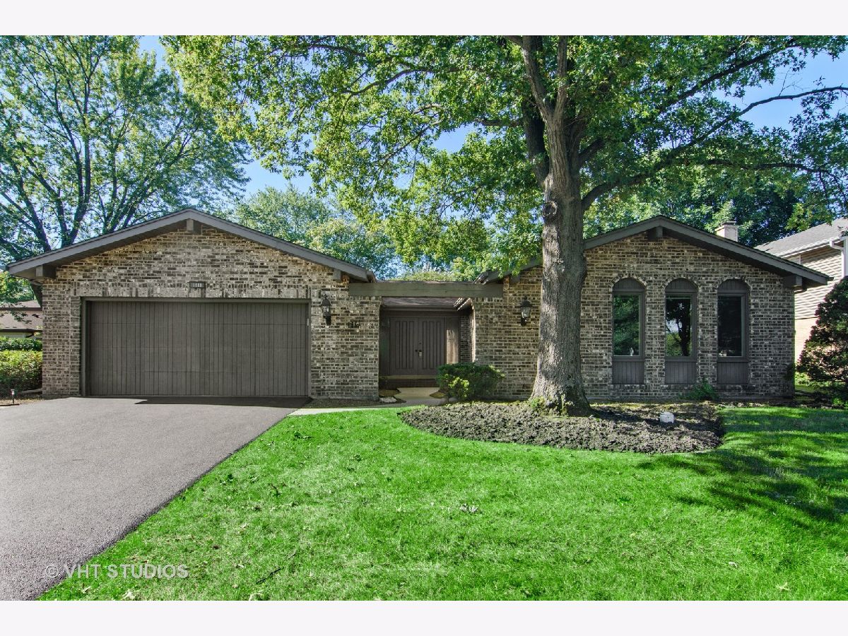 Homes Sold Spinnaker Cove Palatine Illinois, 1111 Grissom