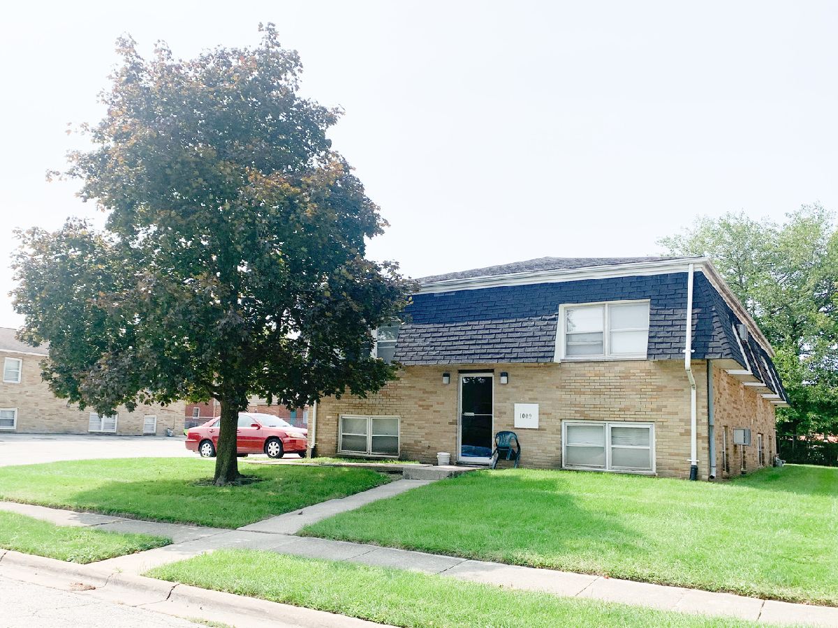 Subdivision Sold Summit Court Normal Illinois, 1009 Sheryl