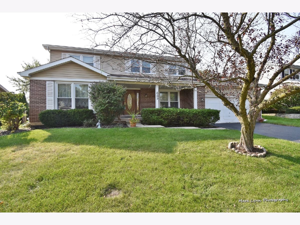 Homes Sold Kingsport Ridge Carol Stream Illinois, 665 Andrew
