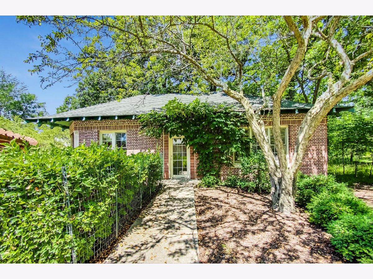 3950 Bryn Mawr Avenue, Chicago, Illinois 60659 MLS 10861111 WinterCohen