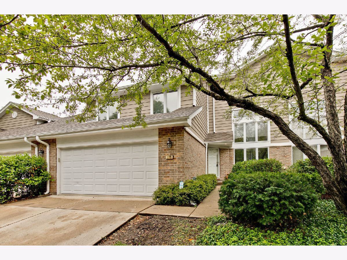 Townhomes Rented Winchester Estates Buffalo Grove Illinois, 279 Brunswick