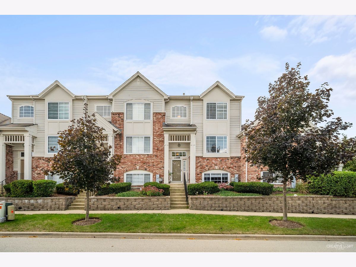 Townhomes & Condos Sold West Ridge Elgin Illinois, 3355 Cameron