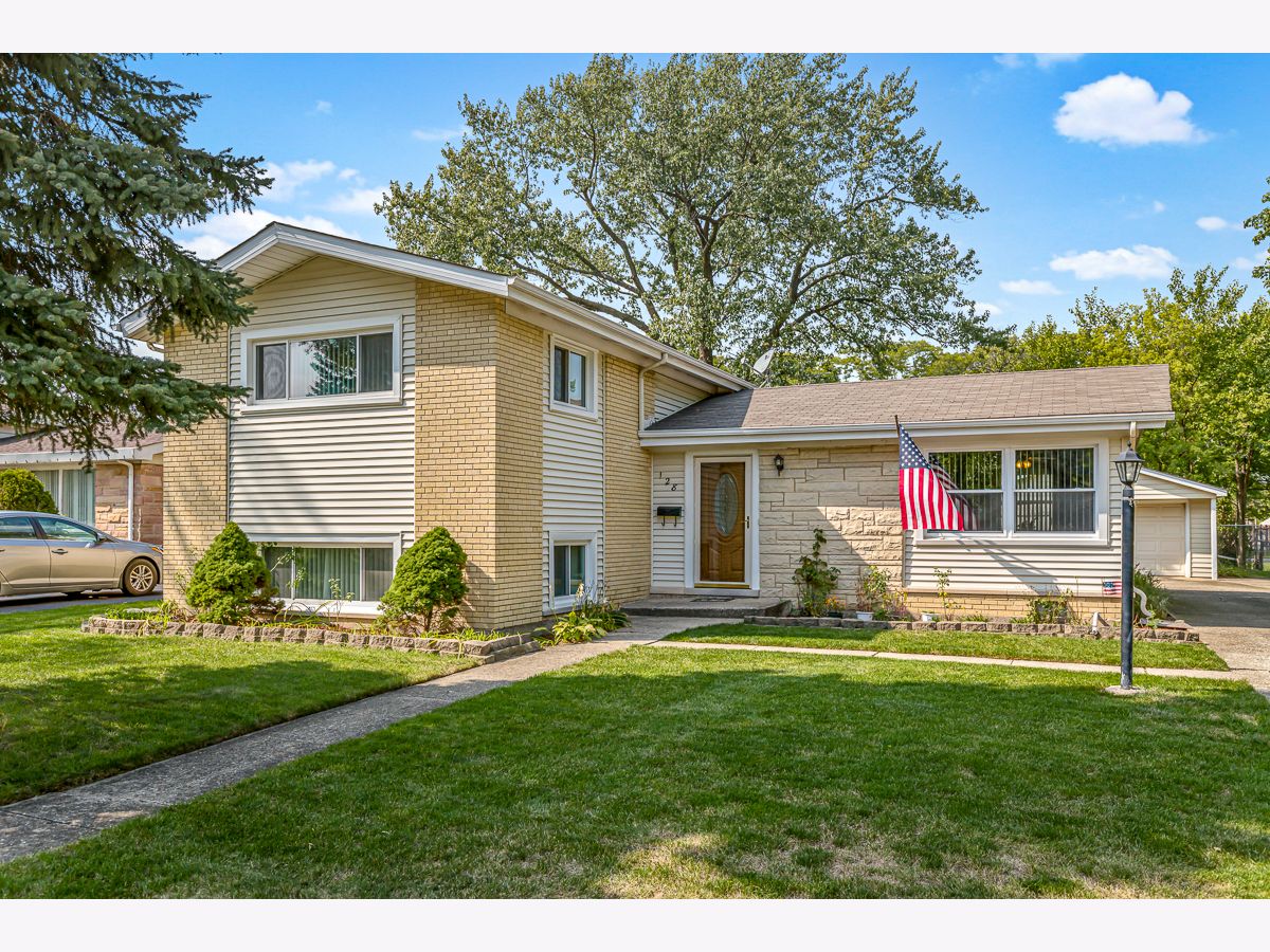 Homes & Condos & Townhomes Sold Brentwood Terrace Bensenville Illinois, 128 Pamela