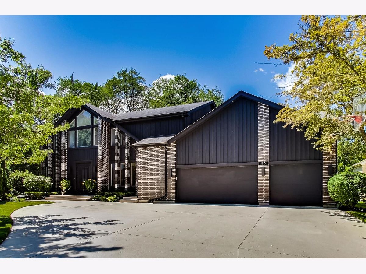 Homes Sold Highland Lakes Highland Park Illinois, 1331 Hilary