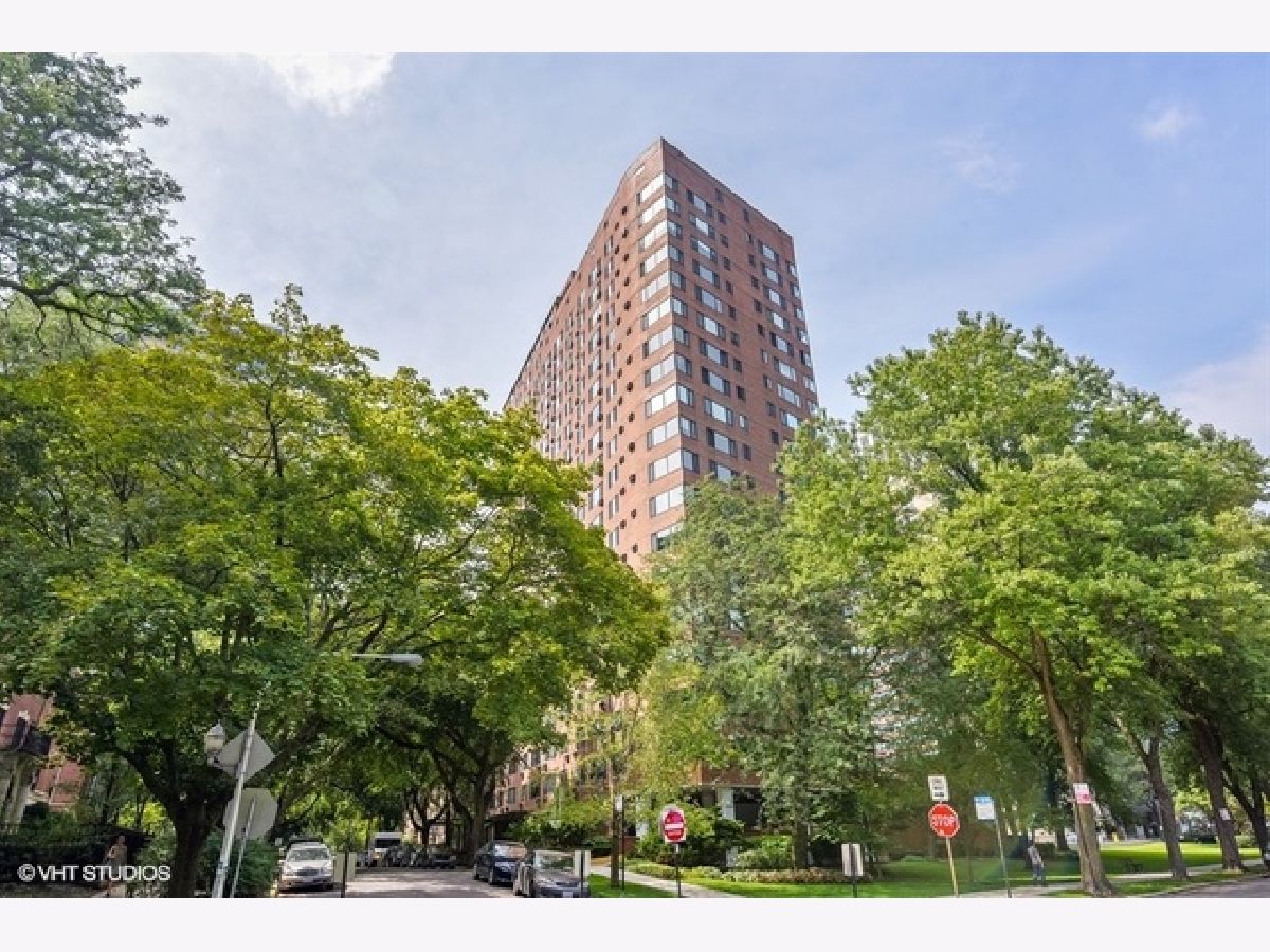 Condominiums Sold Darien Condominium Chicago Illinois, 3100 Lake Shore