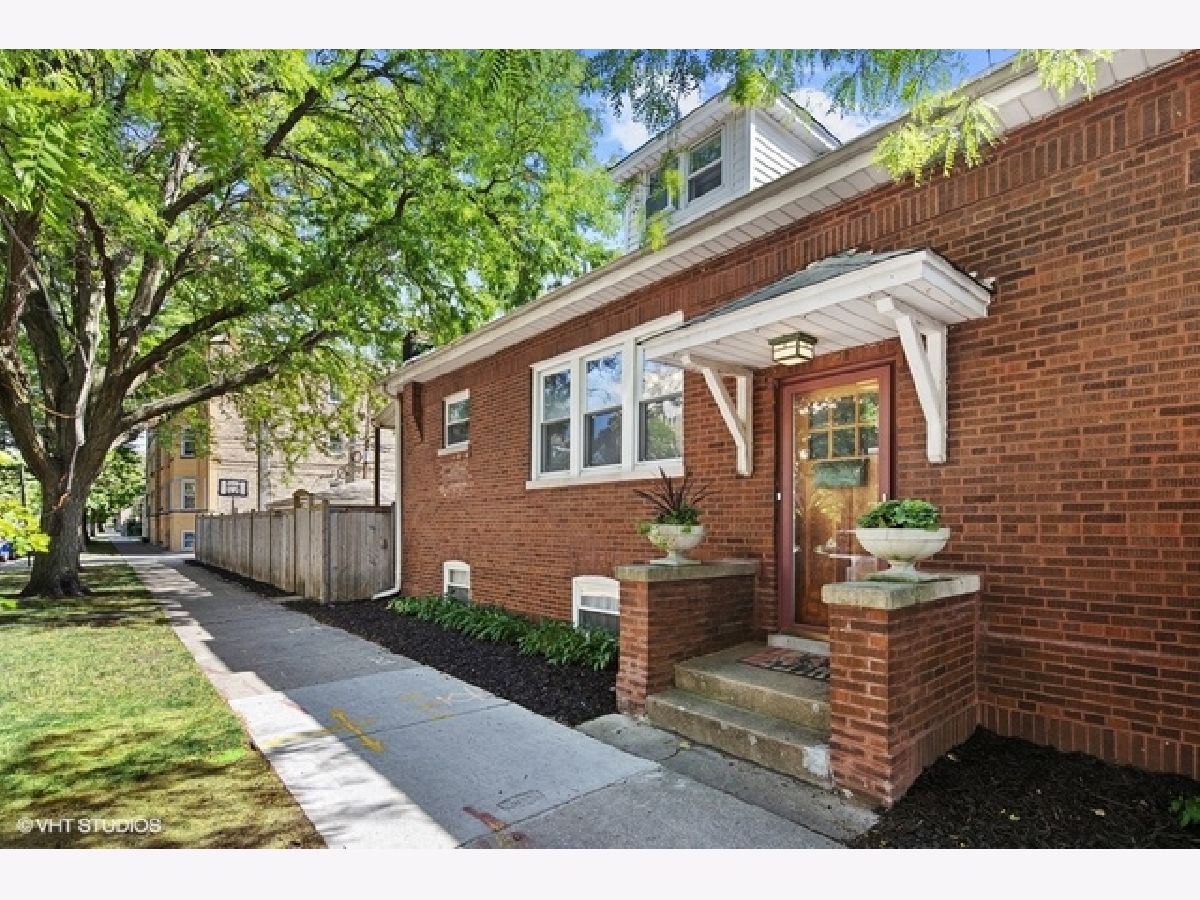 Condominiums & Homes Sold Horner Park Chicago Illinois, 4257 Richmond