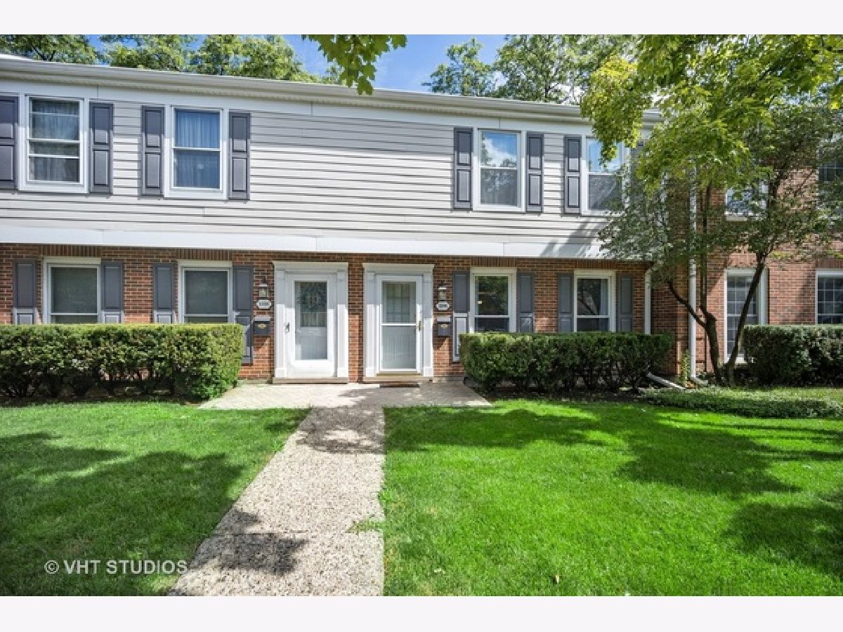 Townhomes Rented Pebble Creek Glenview Illinois, 1506 Pebblecreek