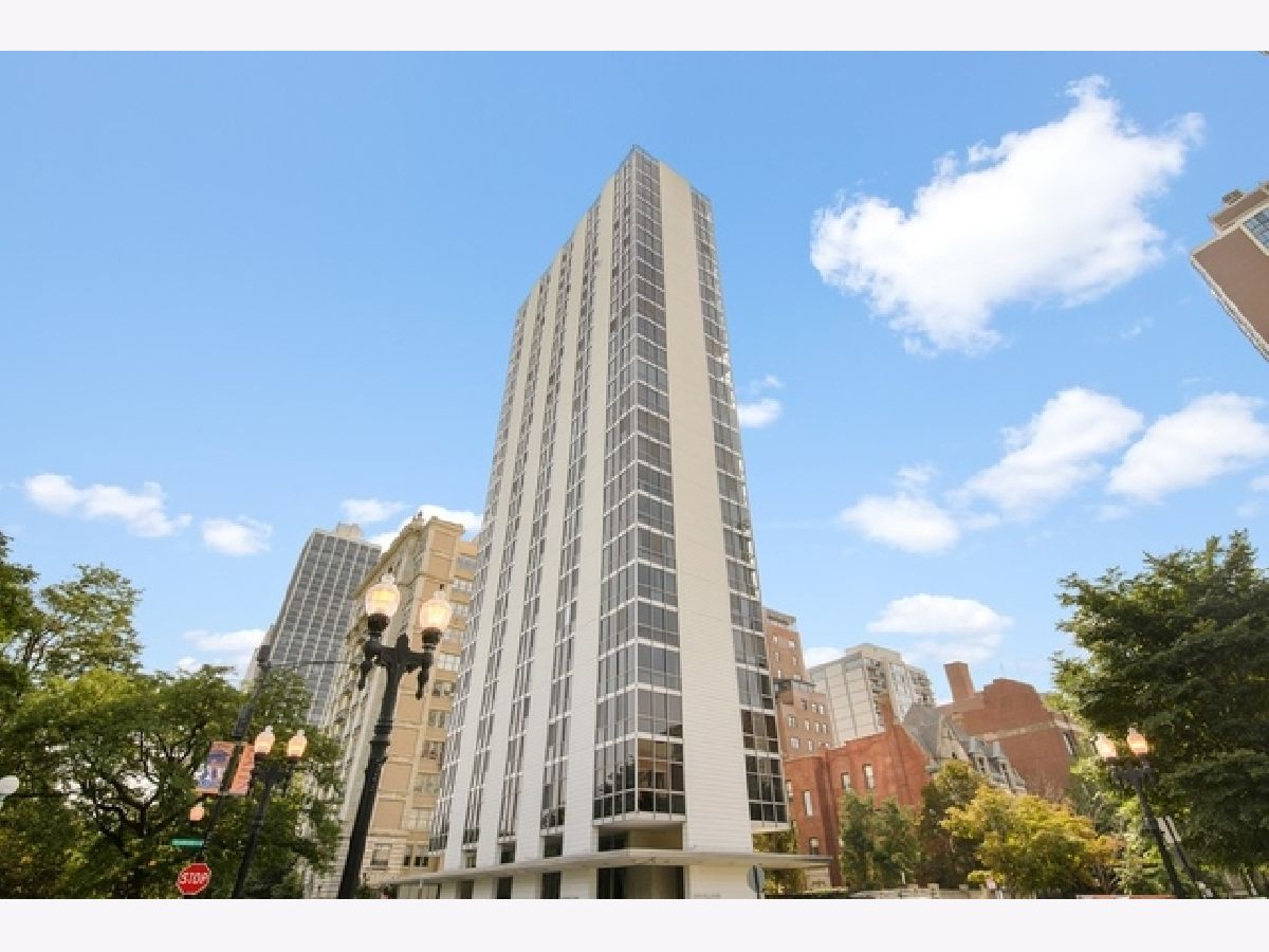 Condominiums Sold Constellation Chicago Illinois, 1555 Dearborn