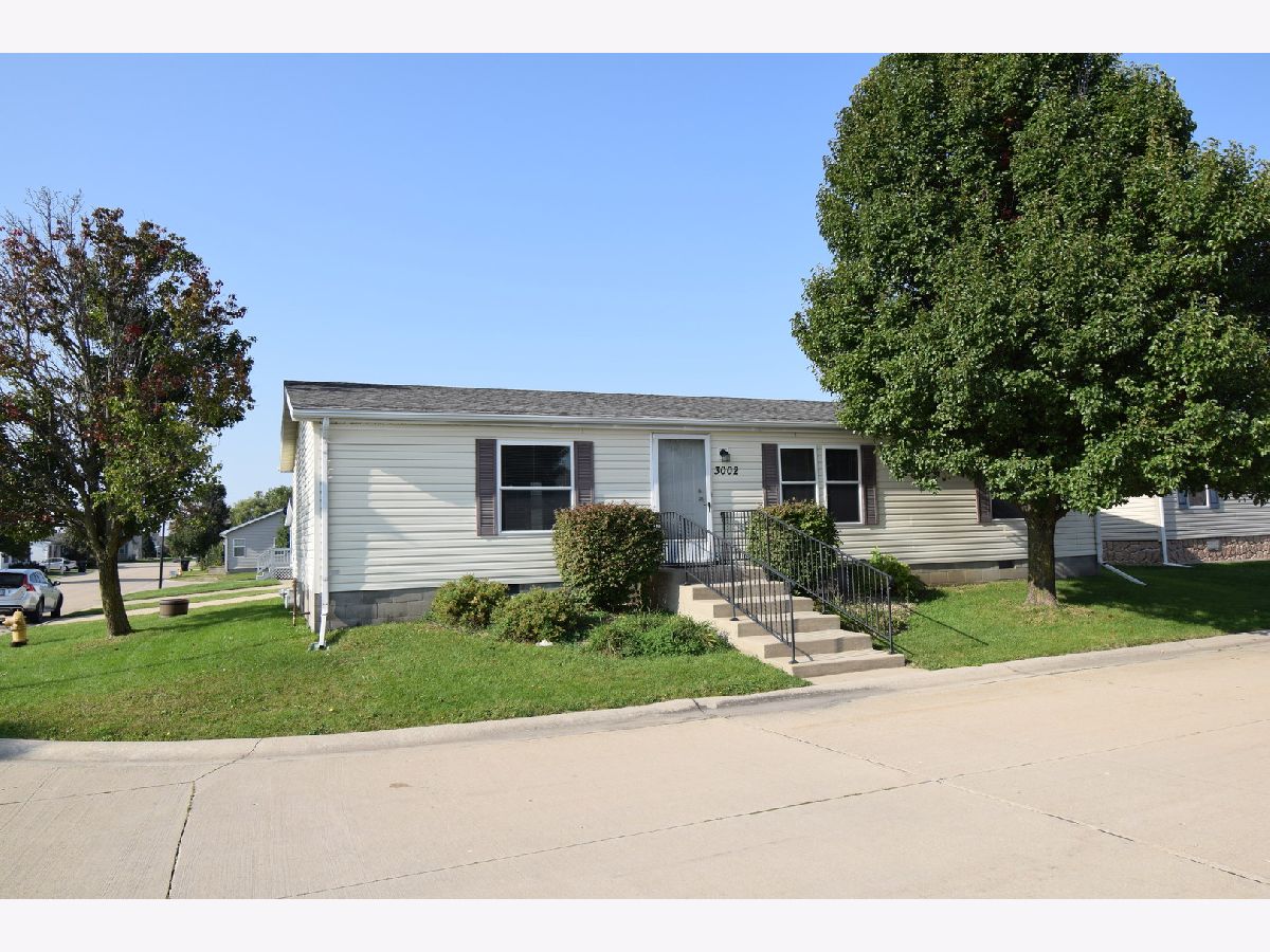 Homes Sold Prairie Place Bloomington Illinois, 3002 Iris